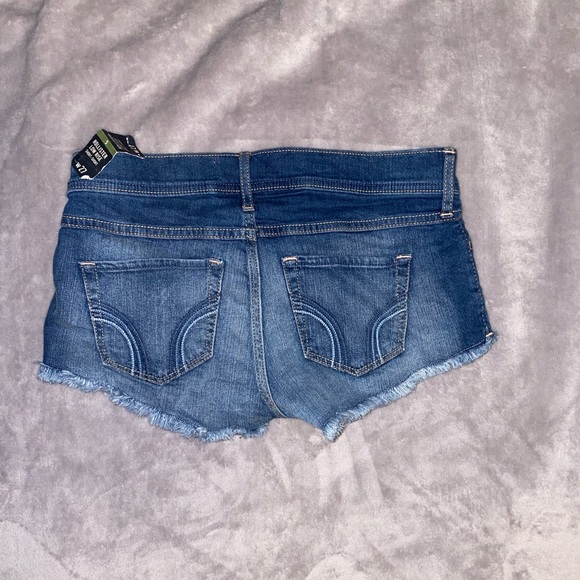 Hollister shorts size 27/5 - Picture 2 of 2
